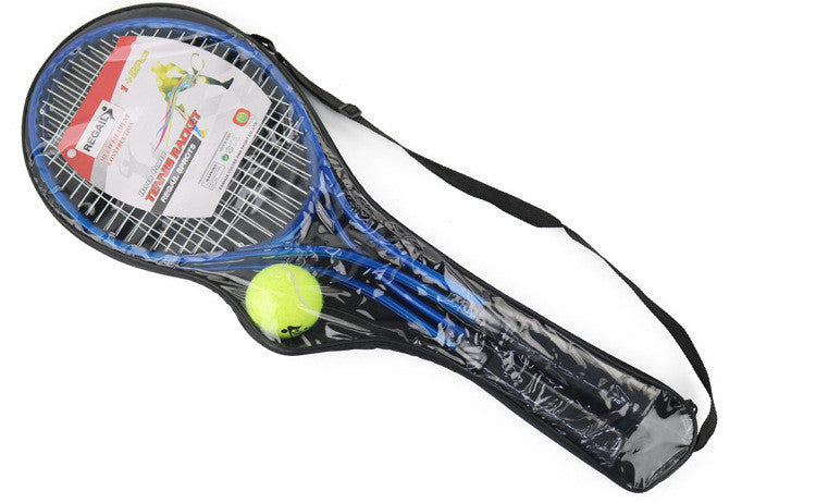 Tennis training device with rope