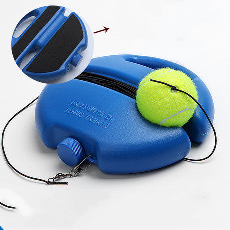 Tennis training device with rope